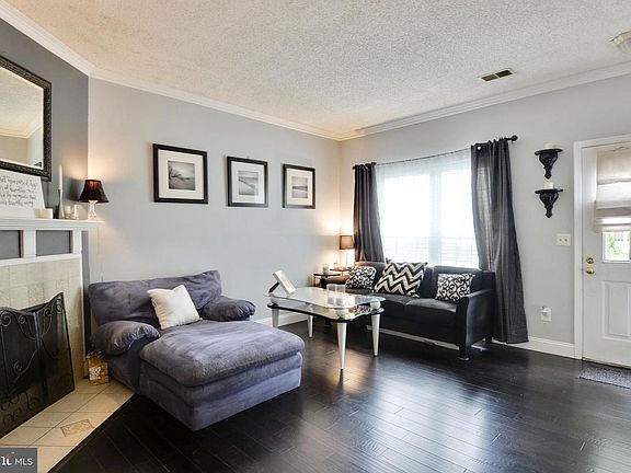 5th image of 3028 McMaster Ct