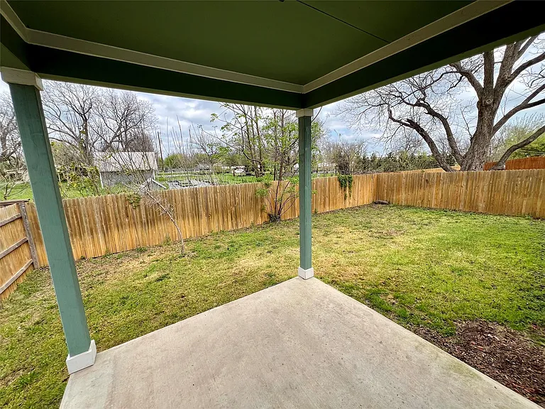 11908 Saddle Rock Dr — Photo 19