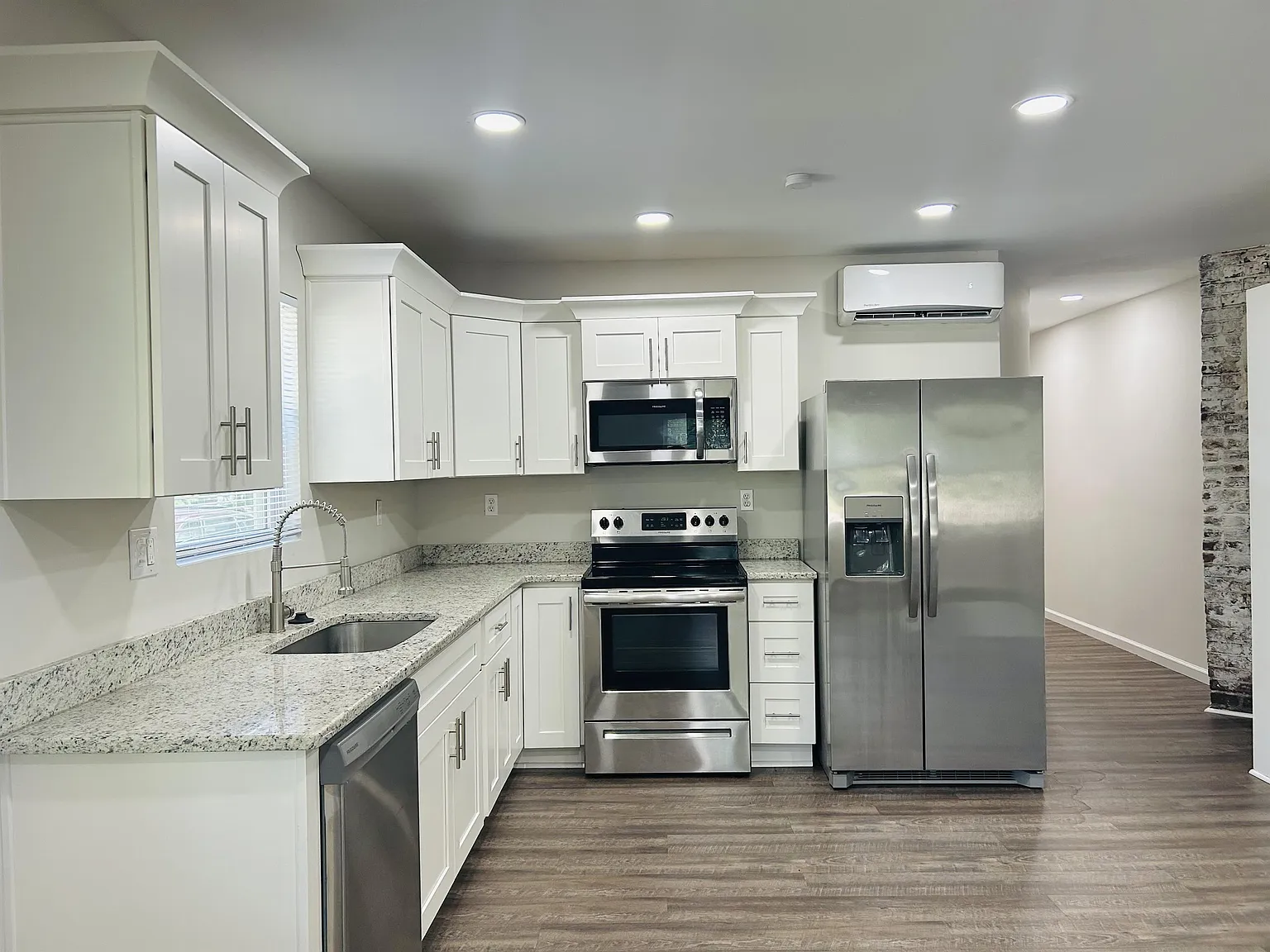 622 Perry Road - B — Photo 4