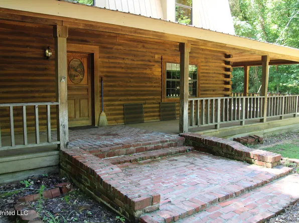 2936 Smith Rd, Yazoo City, MS 39194