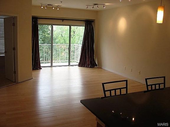 3rd image of 849 Westgate Ave APT 205