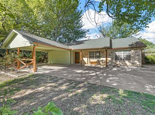 617 N Avenue D, Springtown, TX 76082