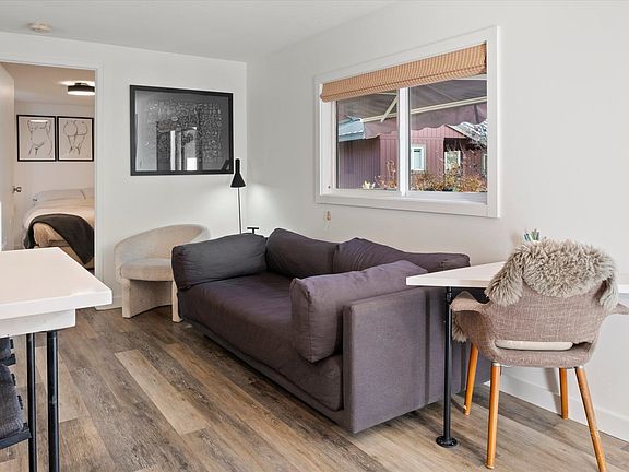 4th image of 6800 Crabapple Dr #26