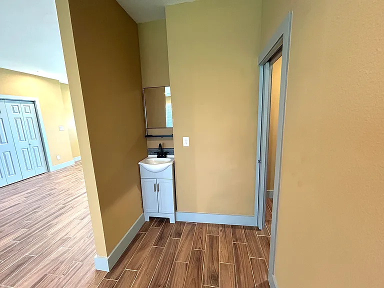 4534 N Shore Dr — Photo 10