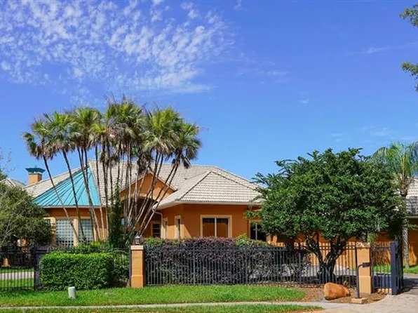 17108 Tiffany Lake Pl, Lutz, FL 33549