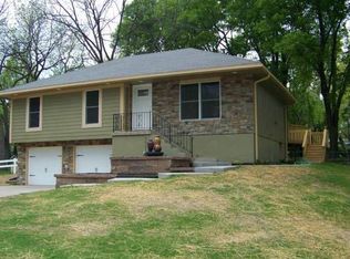 4901 N Lawn Ave, Kansas City, MO 64119