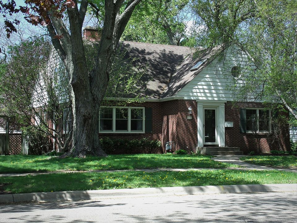 1st image of 436 N Chicago Ave
