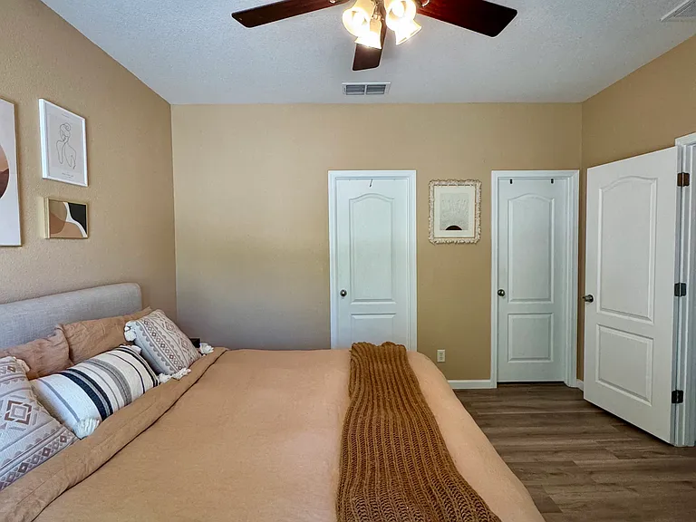 3301 N Park Dr #912 — Photo 23