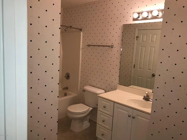 3308 Mulberry Ln #F — Photo 13