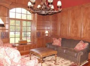 2225 Wingate Dr, Delaware, OH 43015