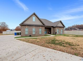 17338 Noble Cir, Athens, AL 35611