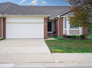 26122 Joanne Smith Ln, Chesterfield, MI 48051