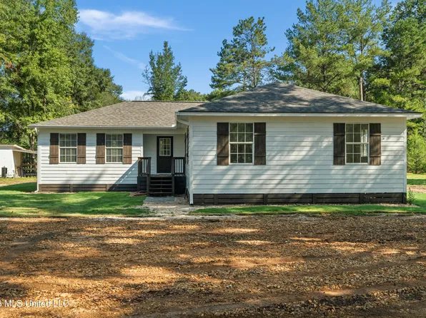 49 Stump Town Rd, Silver Creek, MS 39663