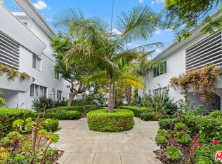 130-132 San Vicente Blvd #D, Santa Monica, CA 90402