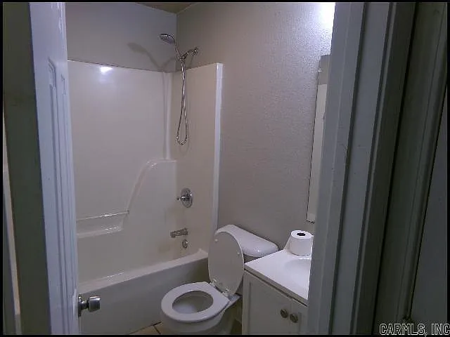 266 Glenna Ln — Photo 15