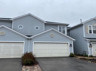 1045 Key Largo Dr, Romeoville, IL 60446