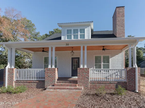 30 Medlin Road, Pinehurst, NC 28374