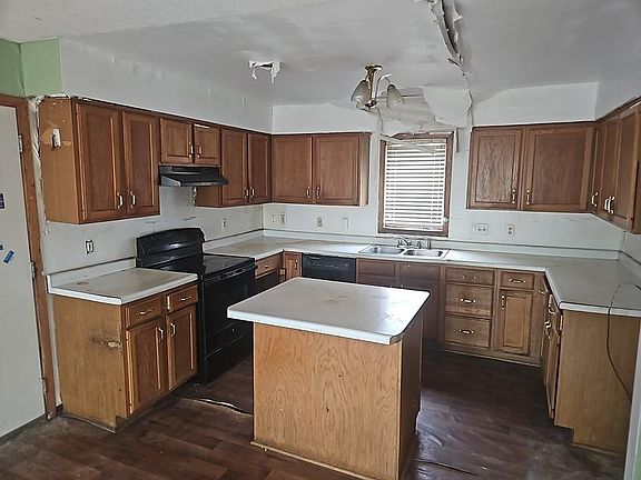 4th image of 3624 5th Ave S