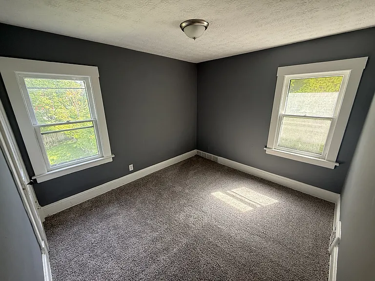 15005 Lucknow Ave — Photo 8