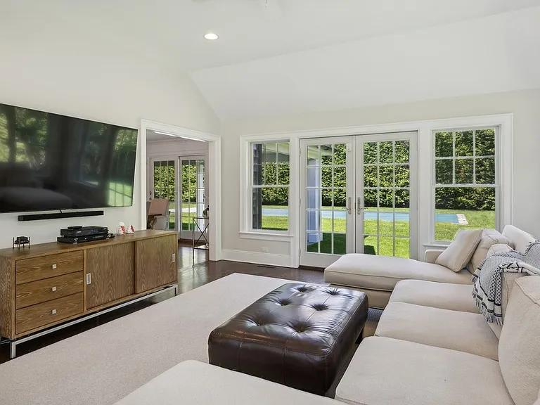 3 Lynda Ct — Photo 6