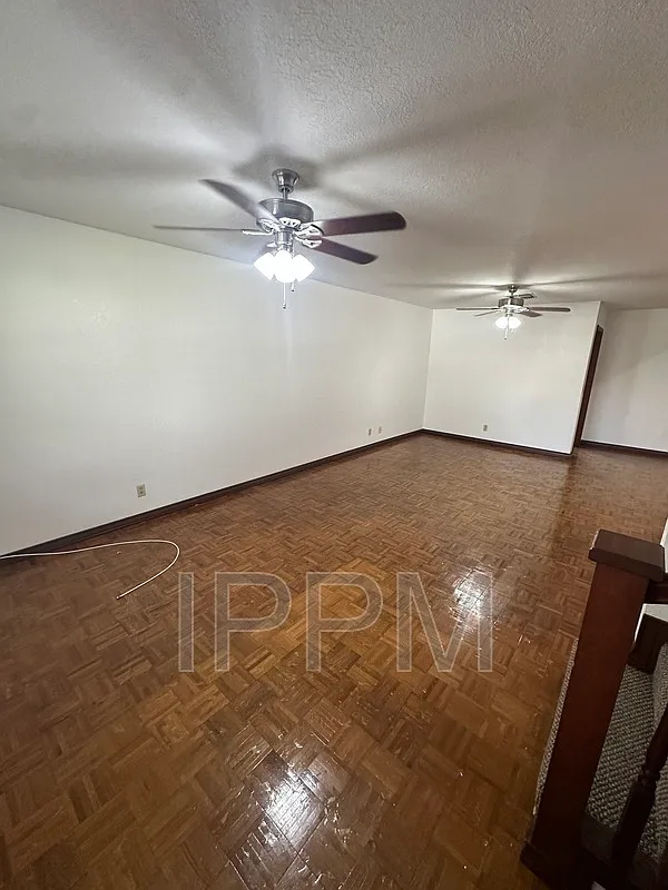 2 bed, 2.0 bath, 1660 sqft, $1,400 — Photo 1