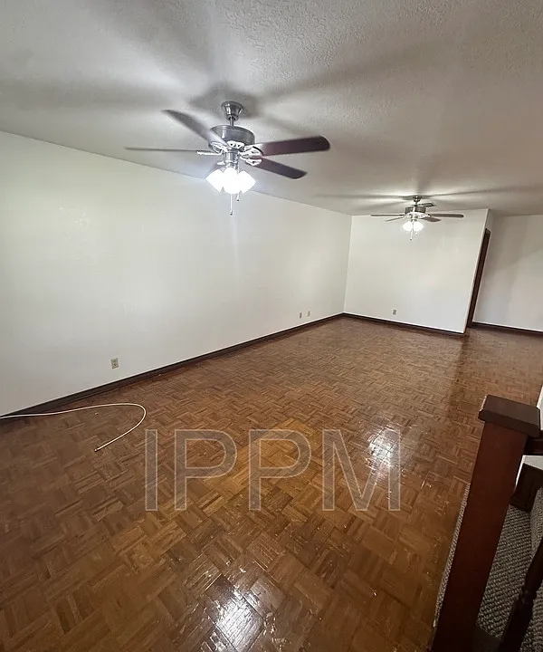 5408 Guava Dr