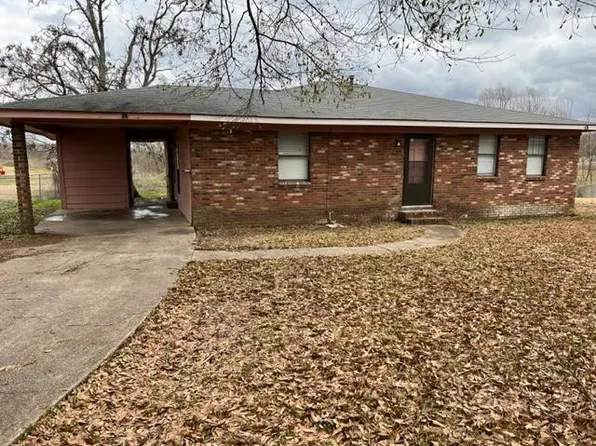 267 Country Club Dr, Natchez, MS 39120