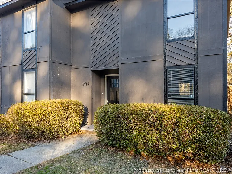 5717 Aftonshire Dr — Photo 4