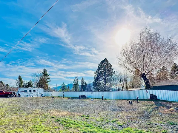 301 2nd St, Tensed, ID 83870