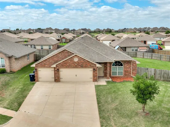 11032 NW 95th St, Yukon, OK 73099
