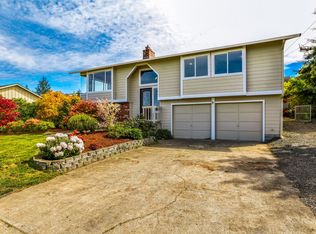 12101 NE Olive Dr, Kingston, WA 98346