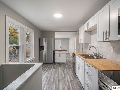 3907 Hartman Ave, Omaha, NE, 68111