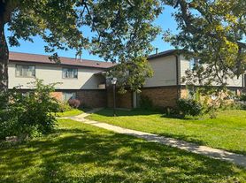 308 29th Street Dr SE