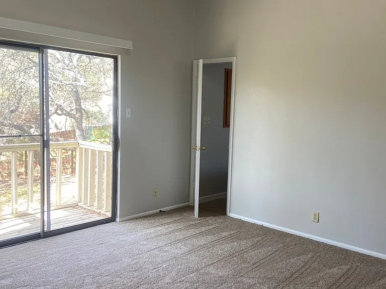 9203 Wickheather St — Photo 7