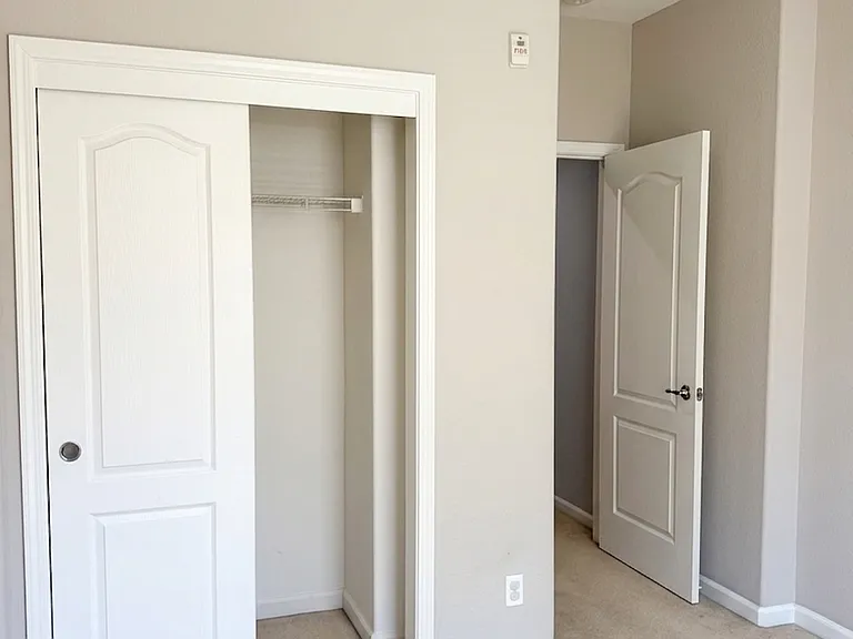 2214 Beech Cir — Photo 14