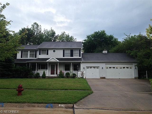 1st image of 1033 Lancaster Dr