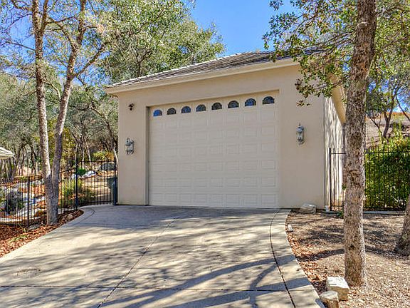 33x24 detached garage for RV