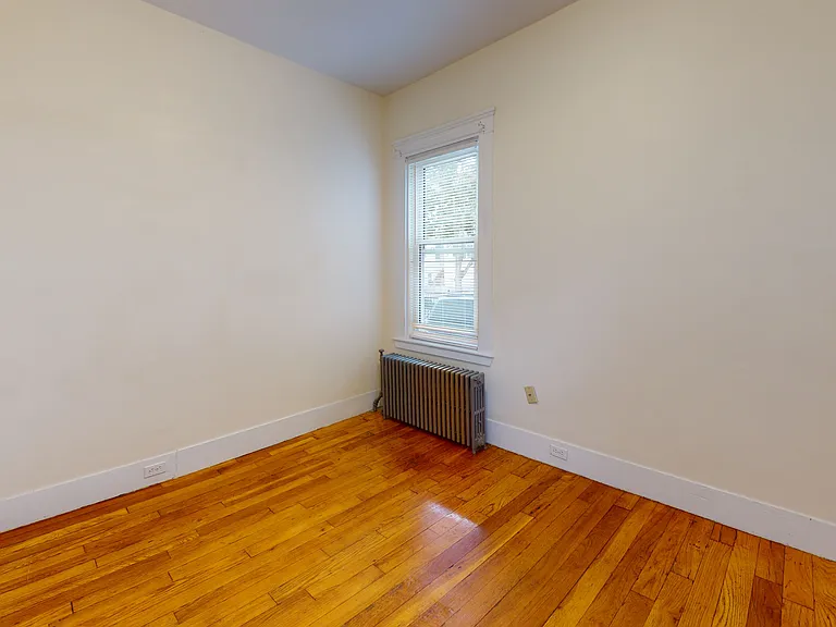 31 Plymouth St #1 — Photo 7