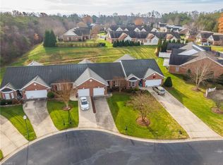 1014 Abbotts Ford Ct, High Point, NC 27265