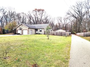 18739 144th Ave, Spring Lake, MI 49456