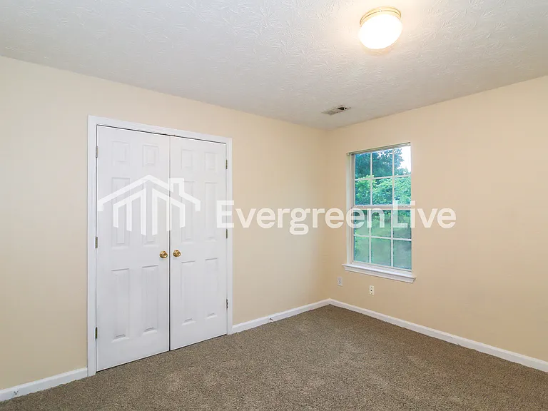 1476 Keystone Dr — Photo 11