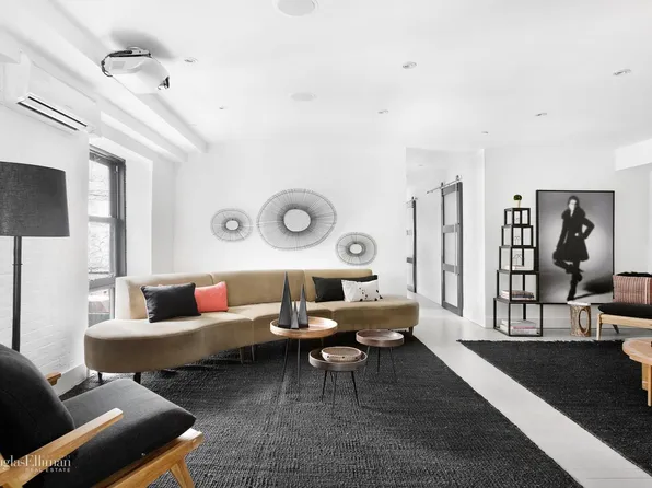 104 Charlton Street image 1 of 12