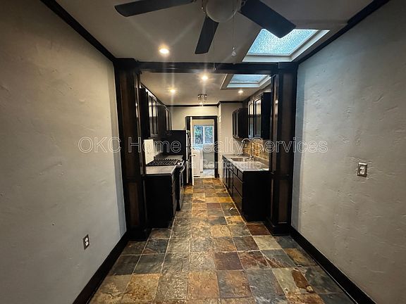 5th image of 2854 NW 19th St #2854
