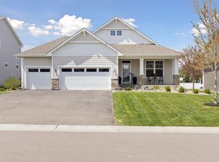 10250 Arrowwood Path, Woodbury, MN 55129