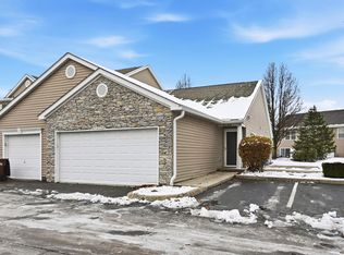 5169 Novelty Ave #72E, Canal Winchester, OH 43110