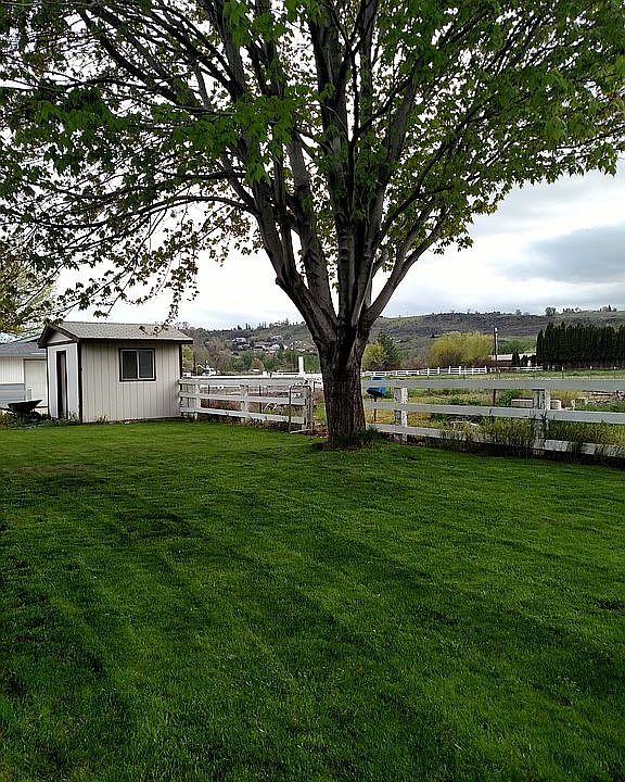 2nd image of 40 McLaughlin Rd