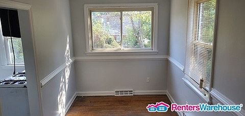 3rd image of 1011 Nelson St