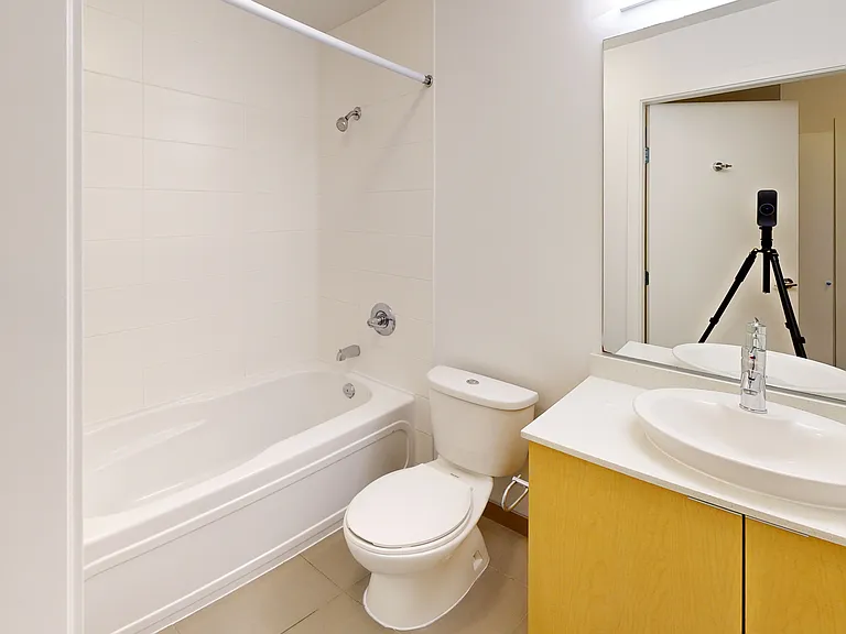 3233 Wesbrook Mall — Photo 19