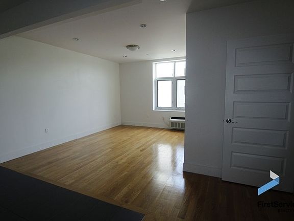 4th image of 9002 Queens Blvd APT 533