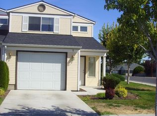 101 Peach Tree Ln APT 3, Yakima, WA 98908